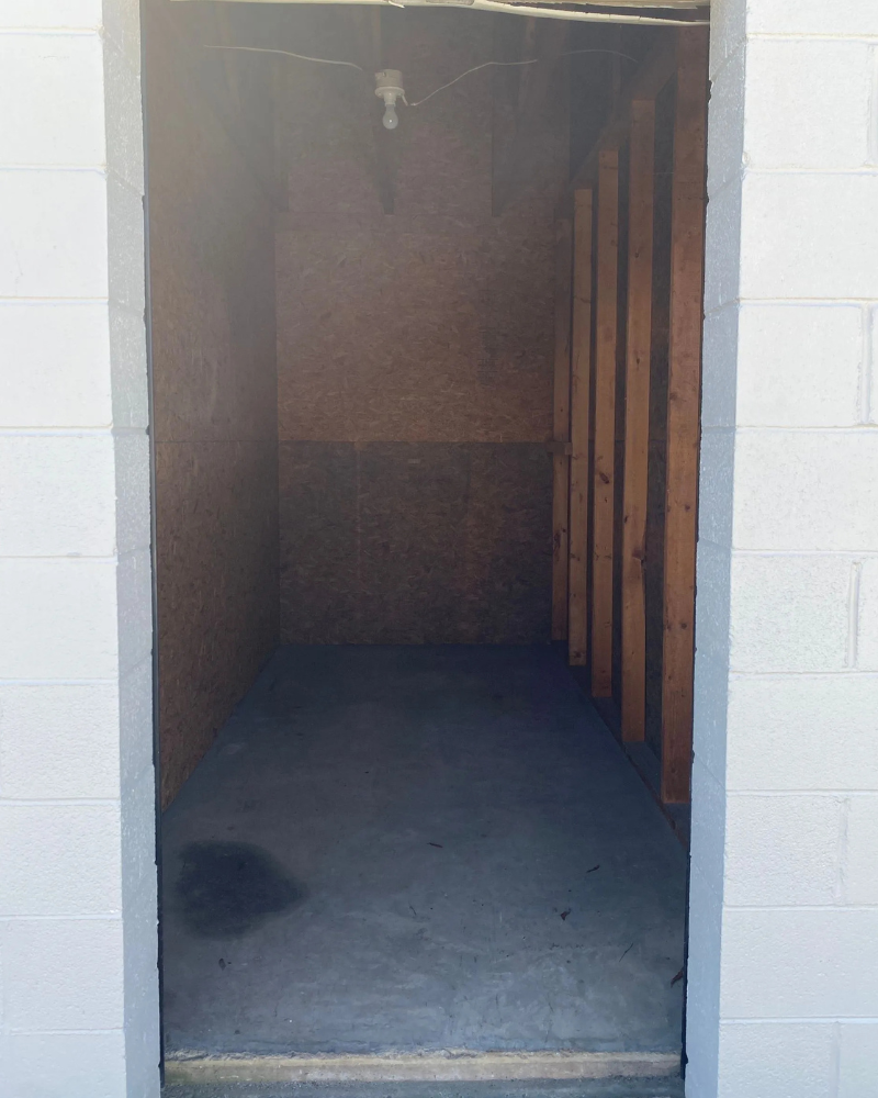 Storage Units 5x12 2 (800 x 1000 px)